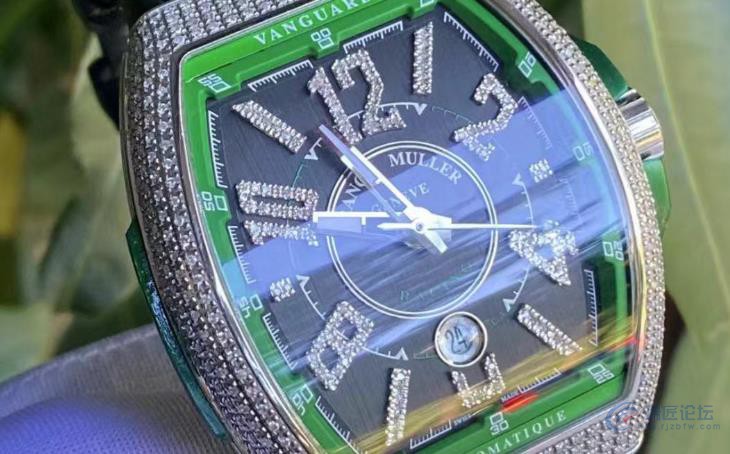 法穆兰世界上第一款功能性比特币手表