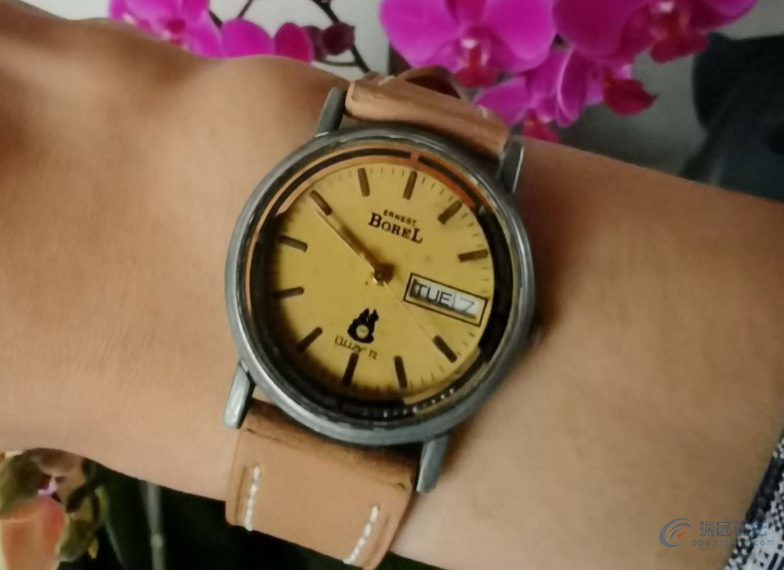 一块很有年代感的依波路复古手表
