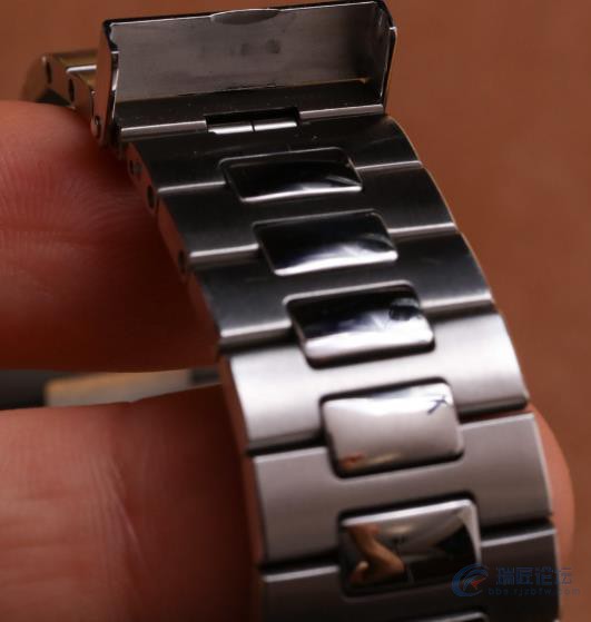 百达翡丽推出新款鹦鹉螺 5711/1A-010 手表