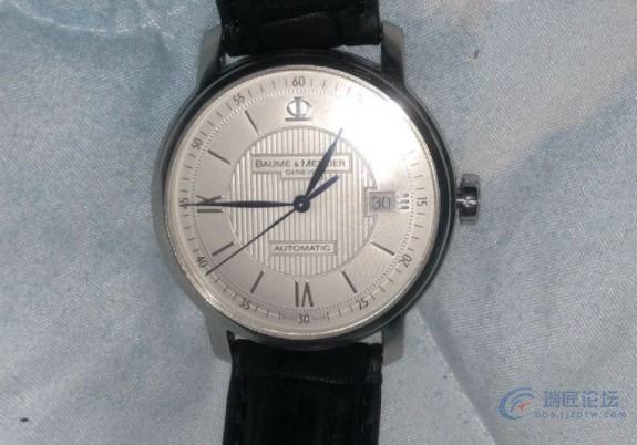 这款名士手表是什么型号？
