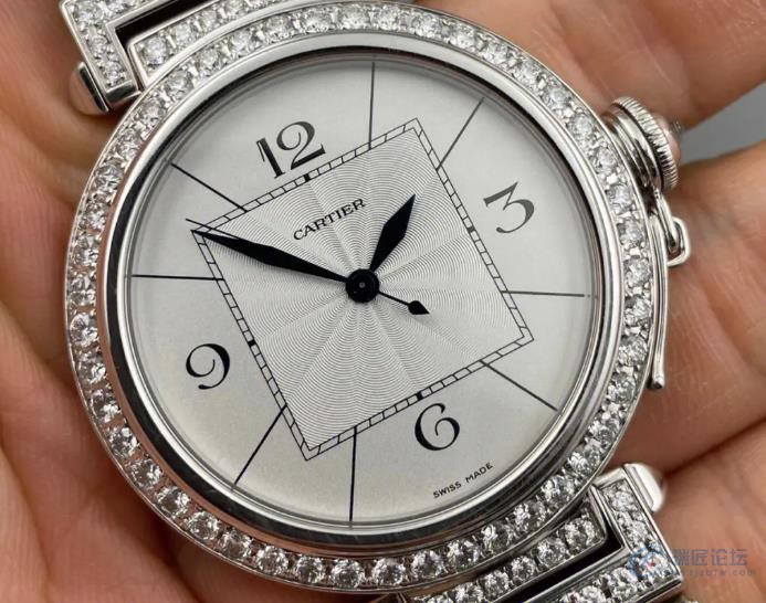 卡地亚手表的金属表带应该怎样保养