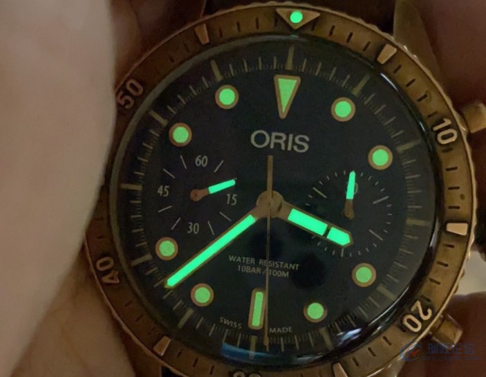 这块豪利时手表应该不是假的吧？