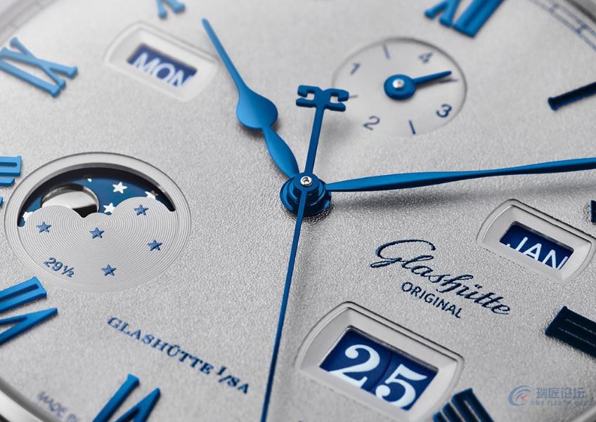 格拉苏蒂原创议员卓越大日历月相腕表，心坎里的模样